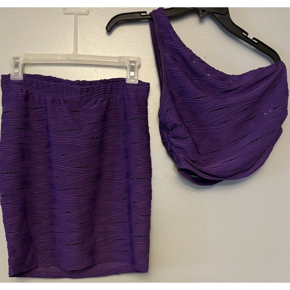Women’s High Waisted Violet Textured One Shoulder 2pc Skirt Set .